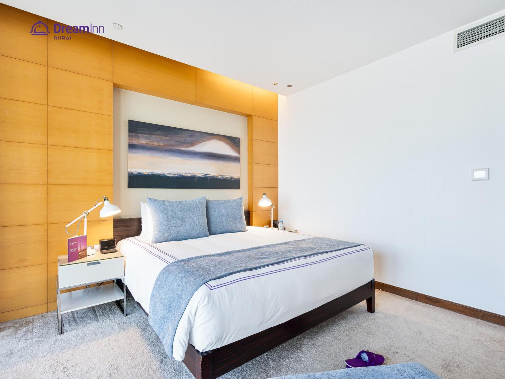 Dream - Fashion Avenue Residences Formerly Address Mall Dubai